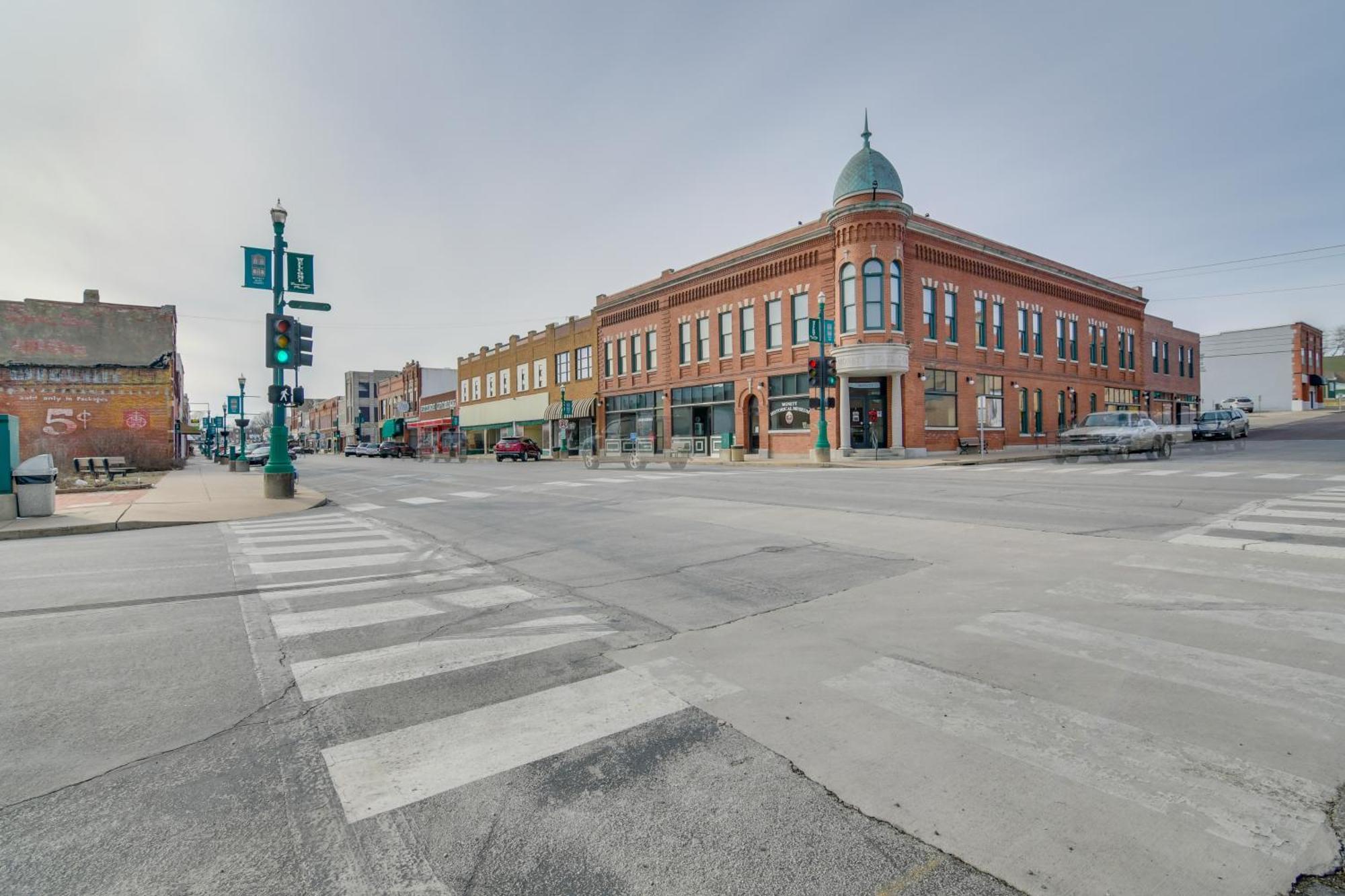 Dtwn Loft In The Heart Of Monett Pets Welcome! Exterior foto